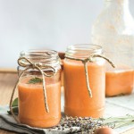 Fresh Carrot Smoothie with pear